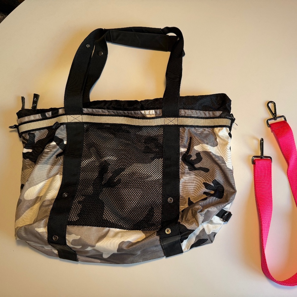 ANDI New York messenger bag